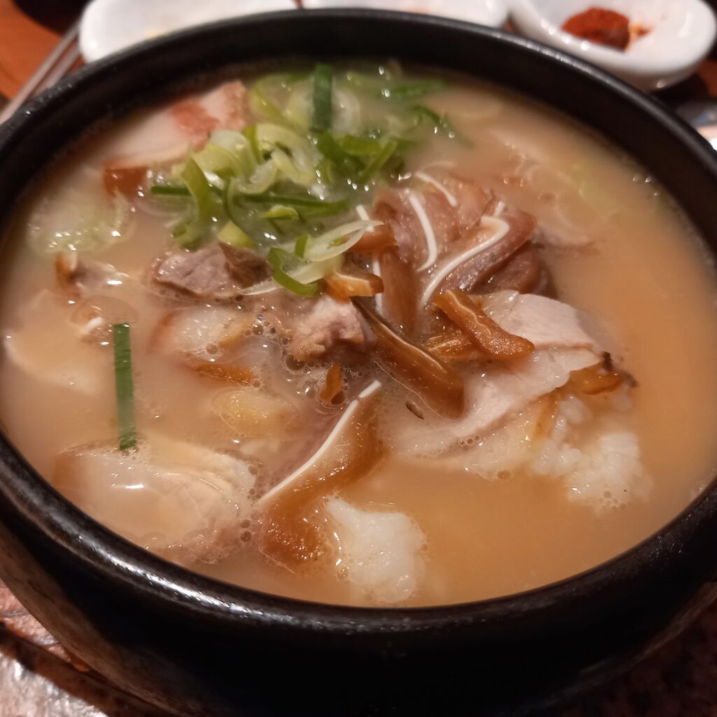 anmog korean rice soup restaurant's gukbap